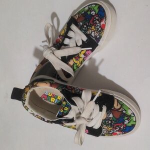 Super Mario Bros Ground Up Girls  Sneakers Athletic Shoes. Size 11